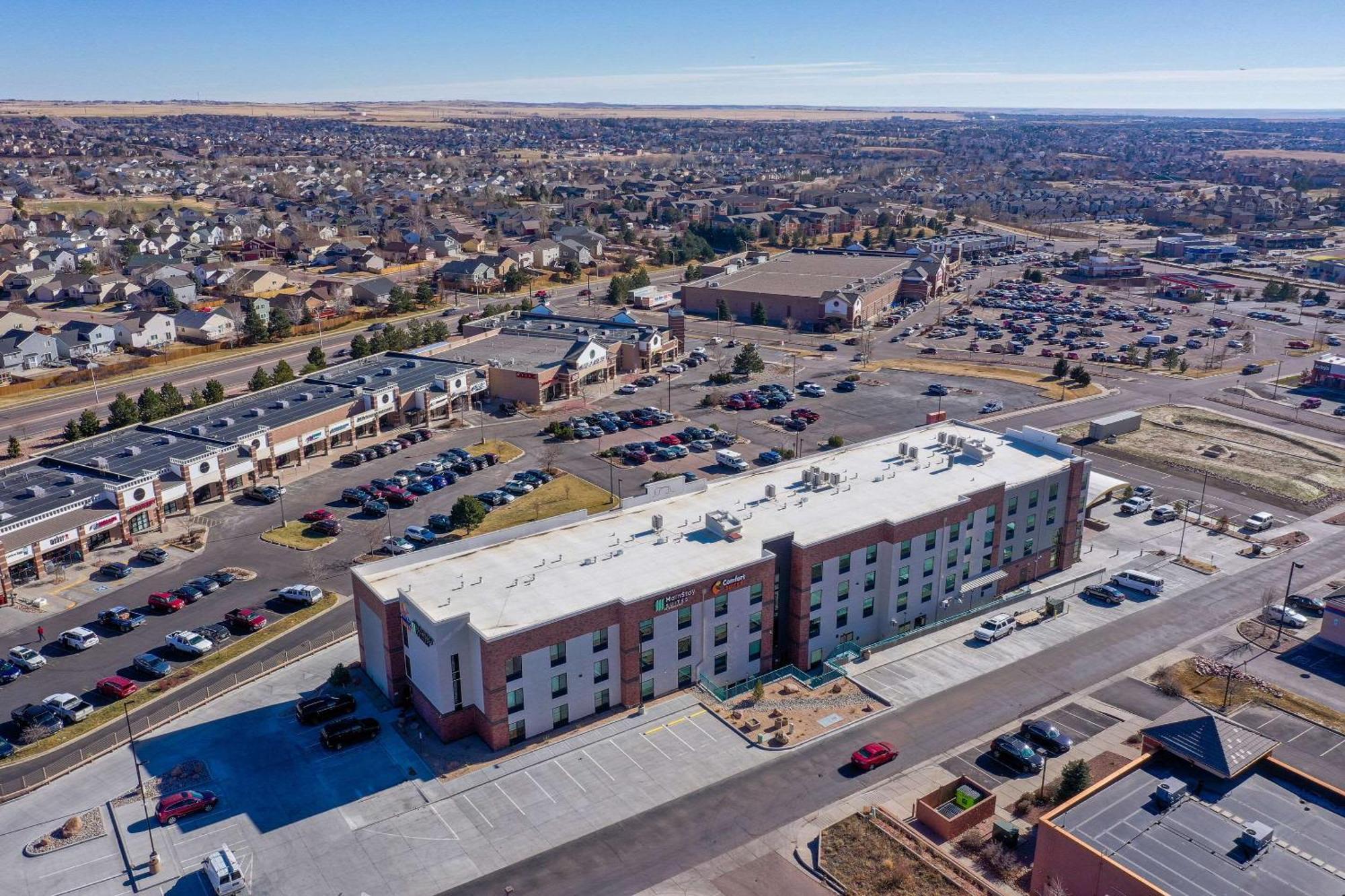 Comfort Suites Colorado Springs East - Medical Center Area Eksteriør billede